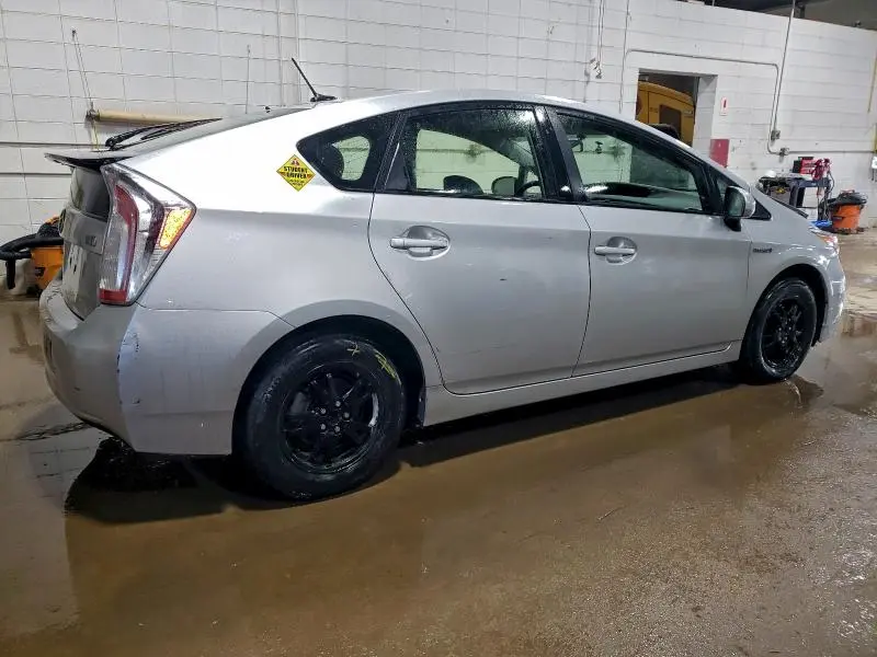 2014 TOYOTA PRIUS   