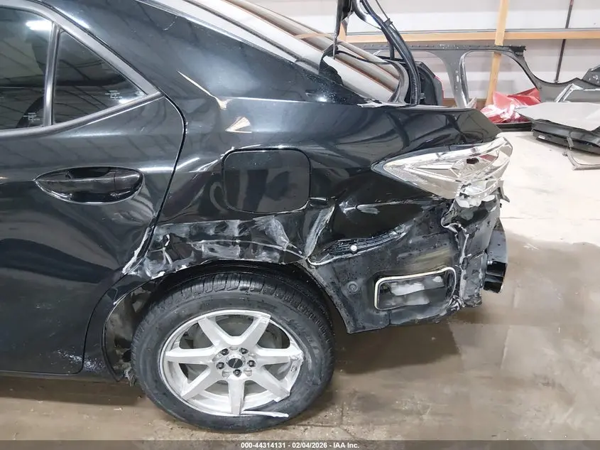 2018 TOYOTA COROLLA LE