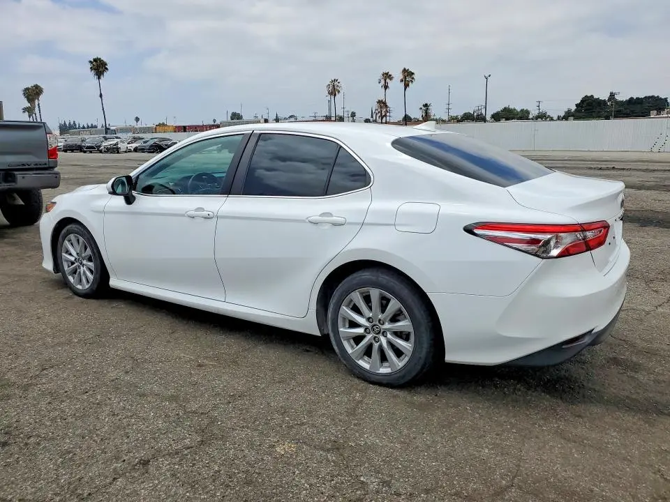 2019 TOYOTA CAMRY LE  