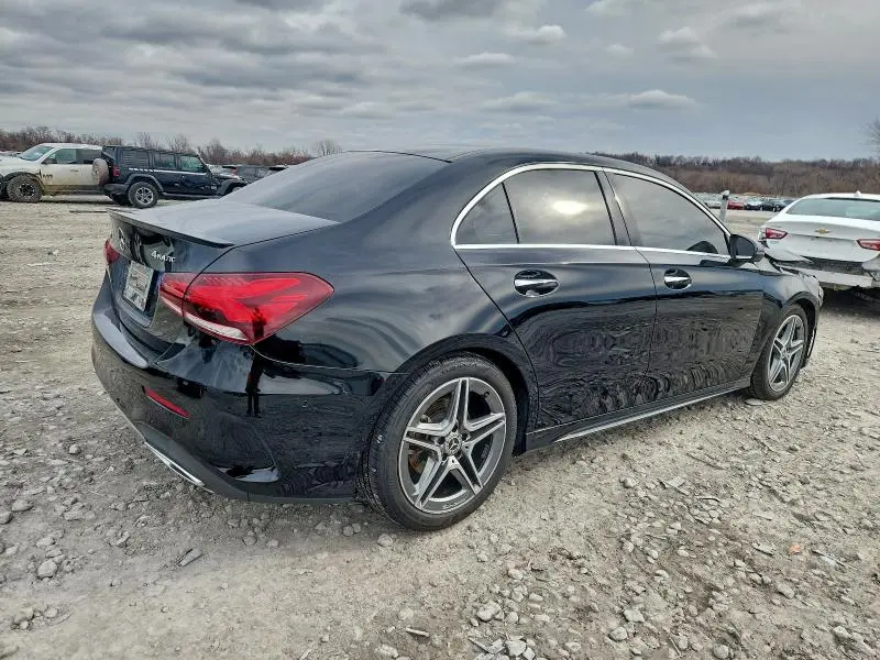 2022 MERCEDES-BENZ A 220 4MATIC  
