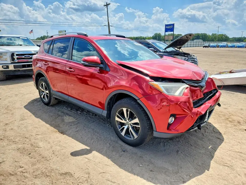 2017 TOYOTA RAV4 XLE  