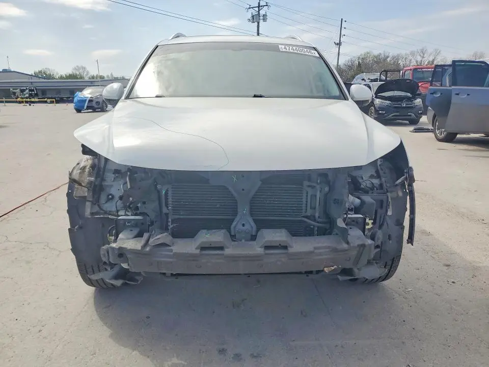 2017 VOLKSWAGEN TIGUAN WOLFSBURG  