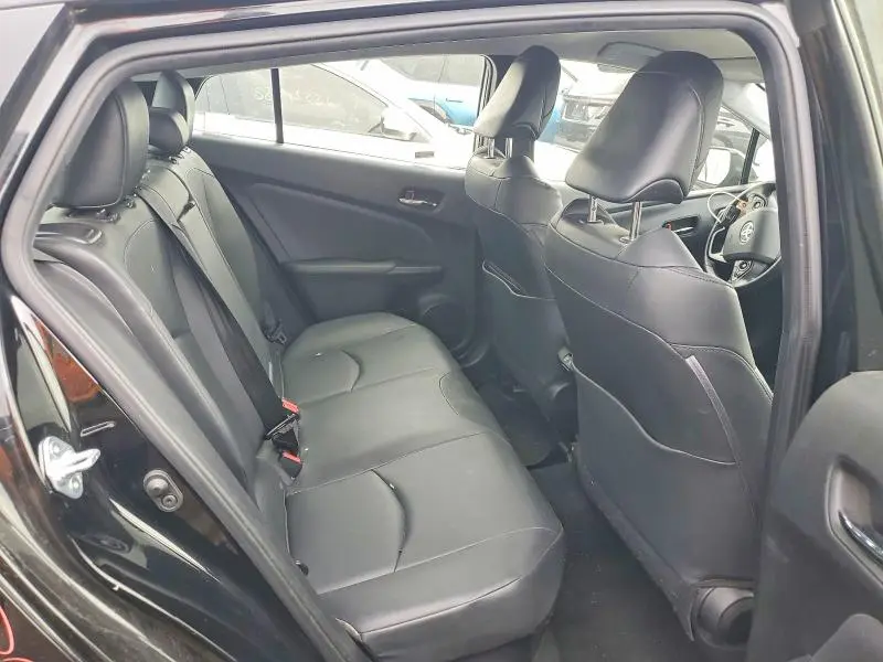2019 TOYOTA PRIUS XLE AWD-E  