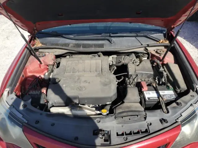 2014 TOYOTA CAMRY SE