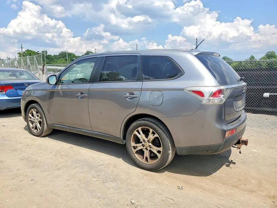 2014 MITSUBISHI OUTLANDER SE  