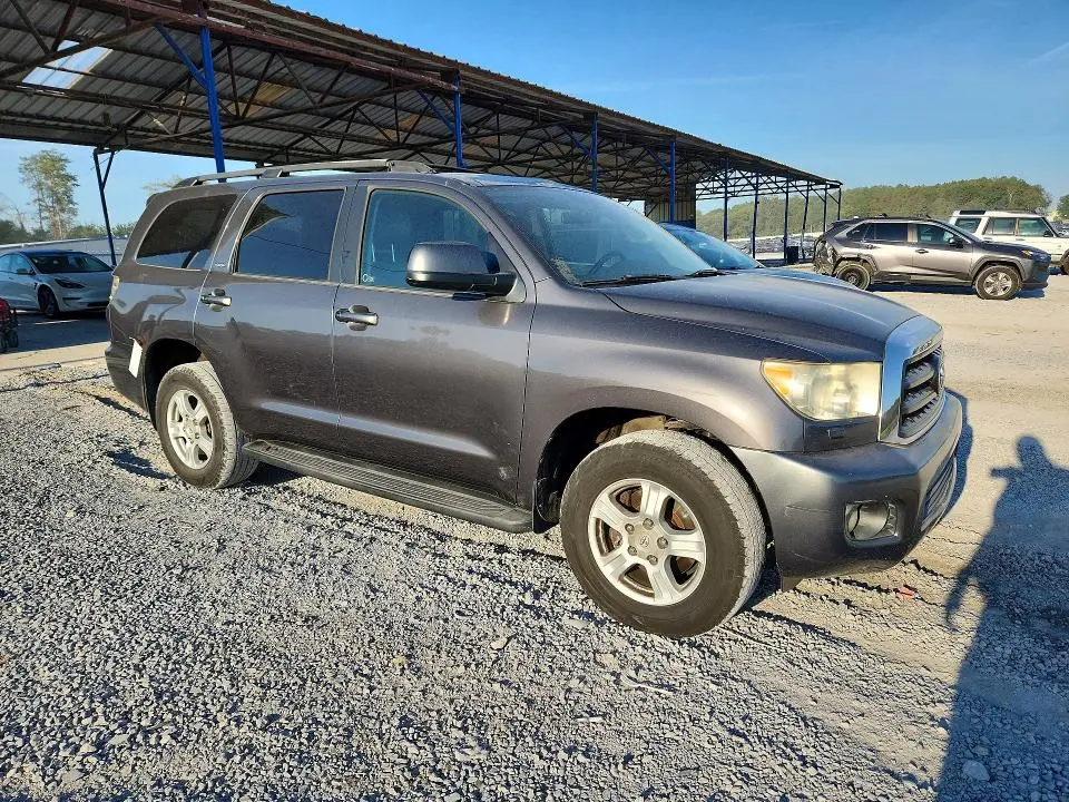 2013 TOYOTA SEQUOIA SR5  