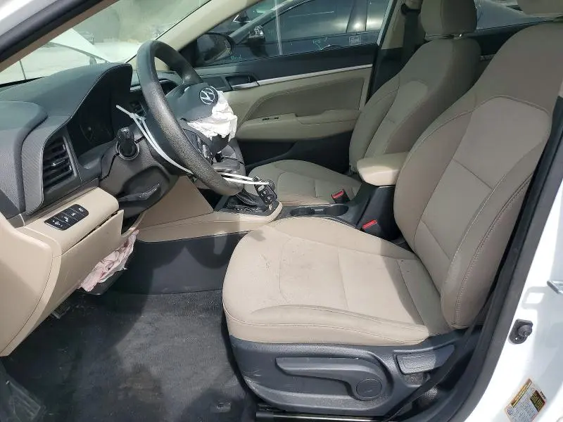 2020 HYUNDAI ELANTRA SEL  