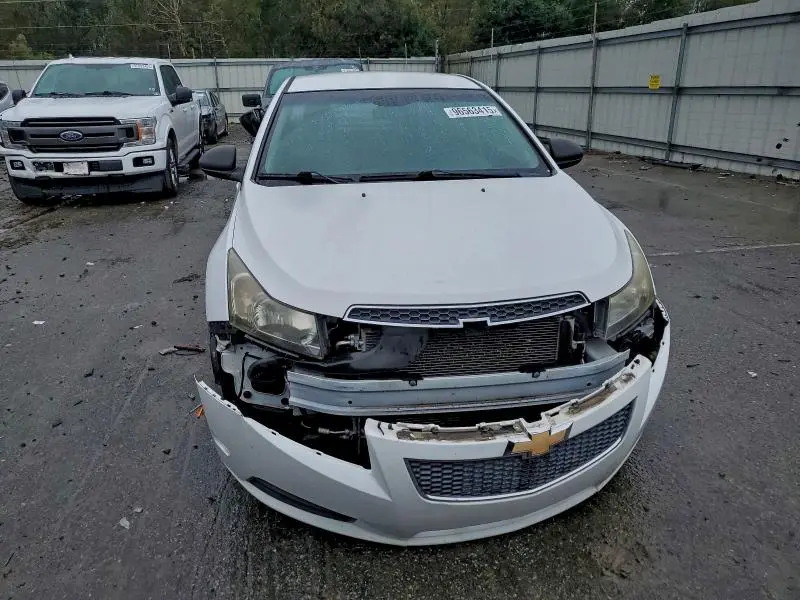 2013 CHEVROLET CRUZE LS  