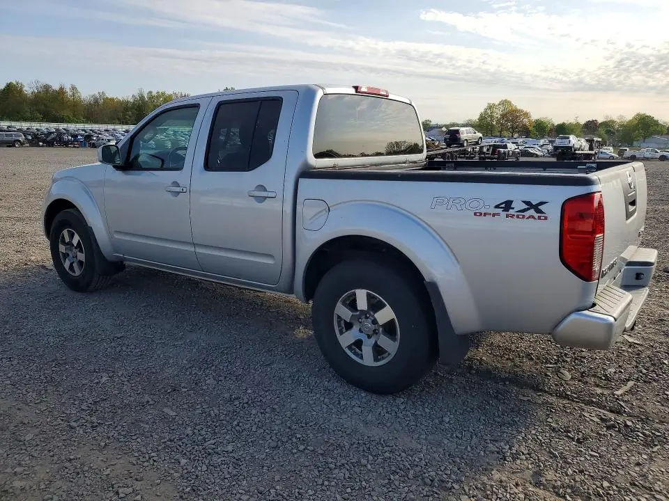 2012 NISSAN FRONTIER S  