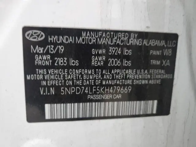 2019 HYUNDAI ELANTRA SE