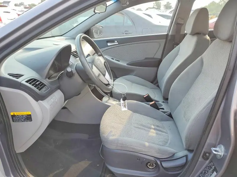 2013 HYUNDAI ACCENT GLS  