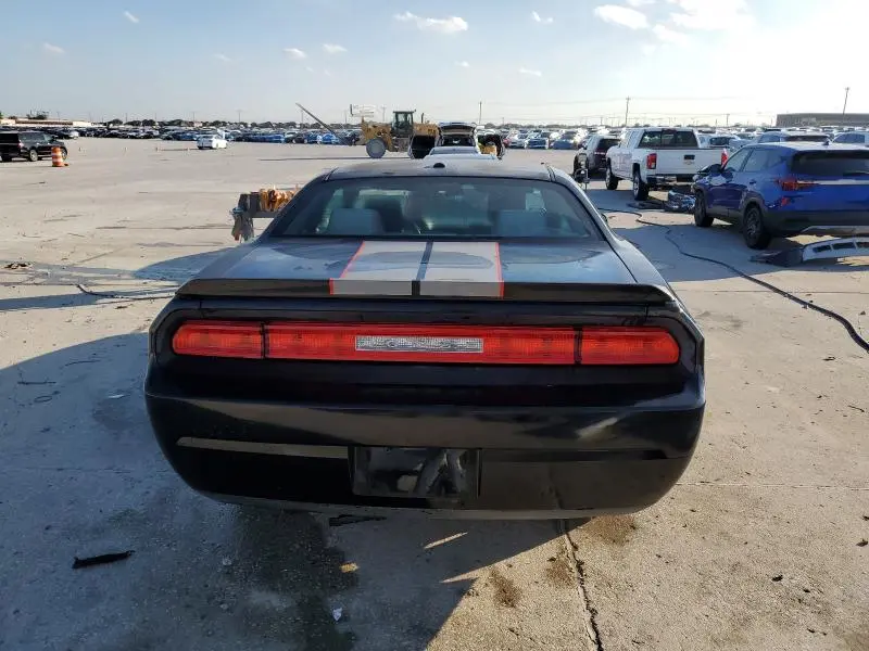 2010 DODGE CHALLENGER SE  