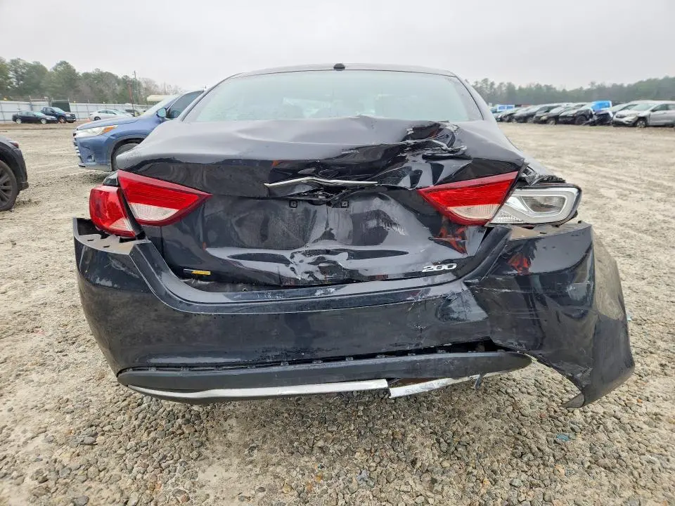 2016 CHRYSLER 200 LIMITED  