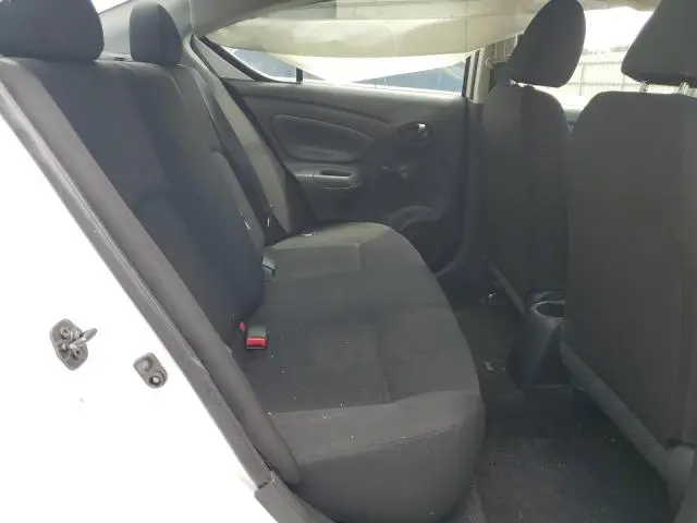 2018 NISSAN VERSA S  