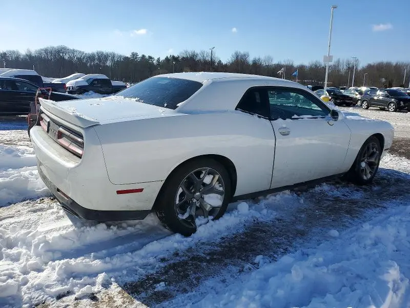 2016 DODGE CHALLENGER SXT  