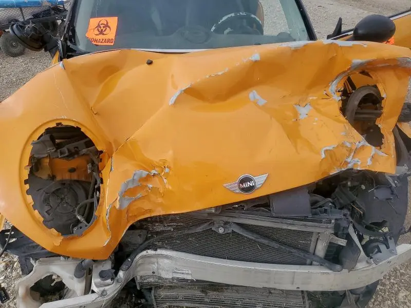 2015 MINI COOPER   