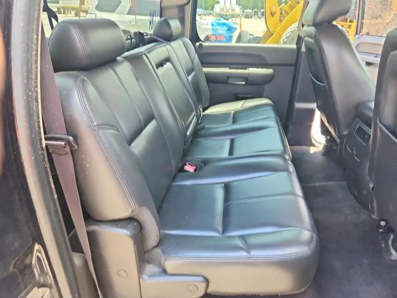 2011 CHEVROLET SILVERADO K1500 LT  