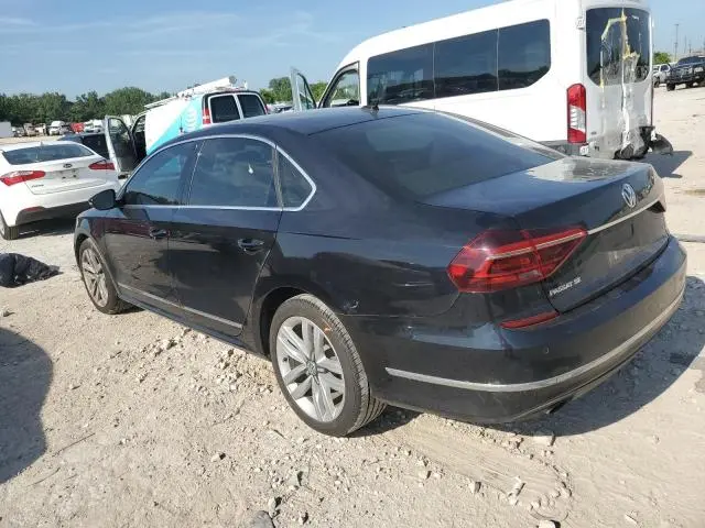 2017 VOLKSWAGEN PASSAT SE