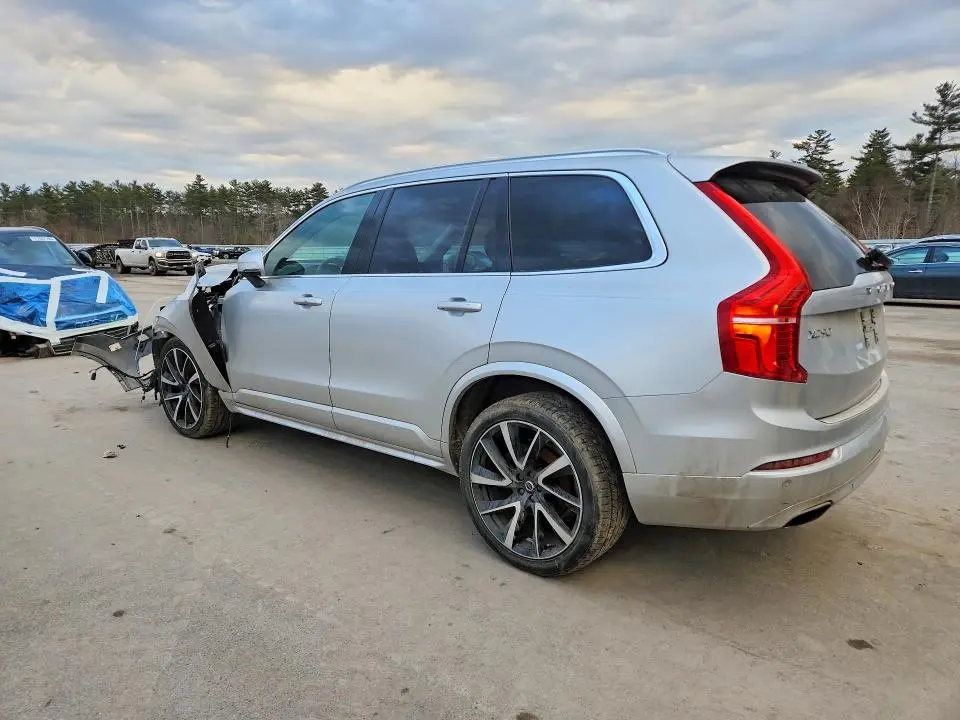 2021 VOLVO XC90 T6 MOMENTUM  
