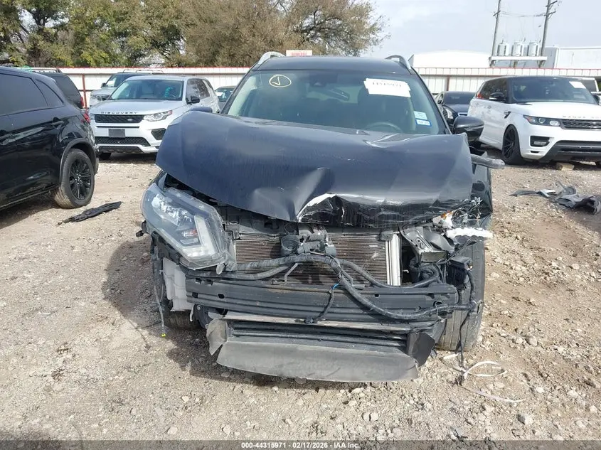 2019 NISSAN ROGUE SL
