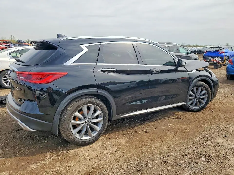 2019 INFINITI QX50 LUXE  