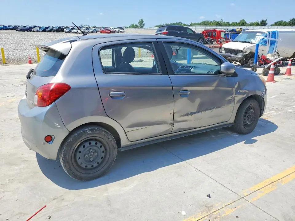 2015 MITSUBISHI MIRAGE DE  