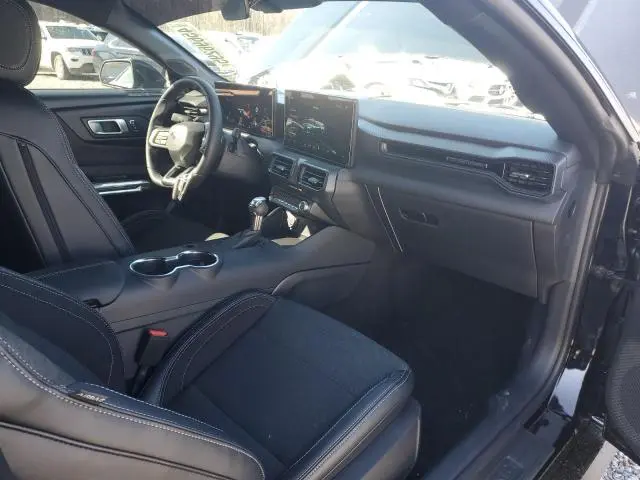 2025 FORD MUSTANG   