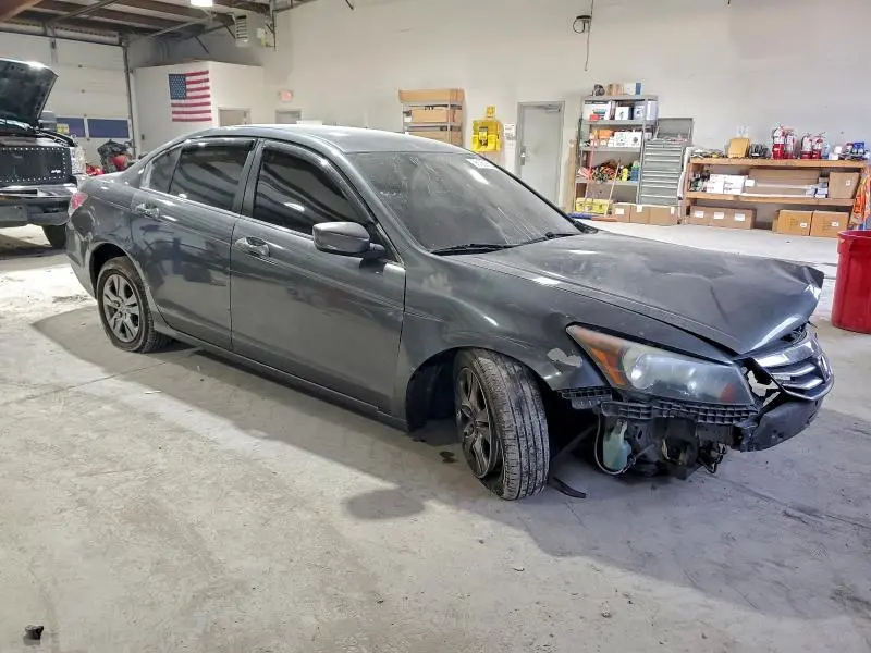 2011 HONDA ACCORD LXP  