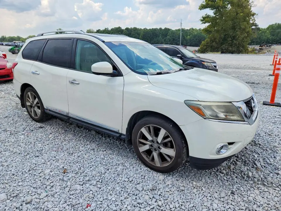 2014 NISSAN PATHFINDER S  
