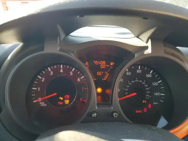 2014 NISSAN JUKE S  