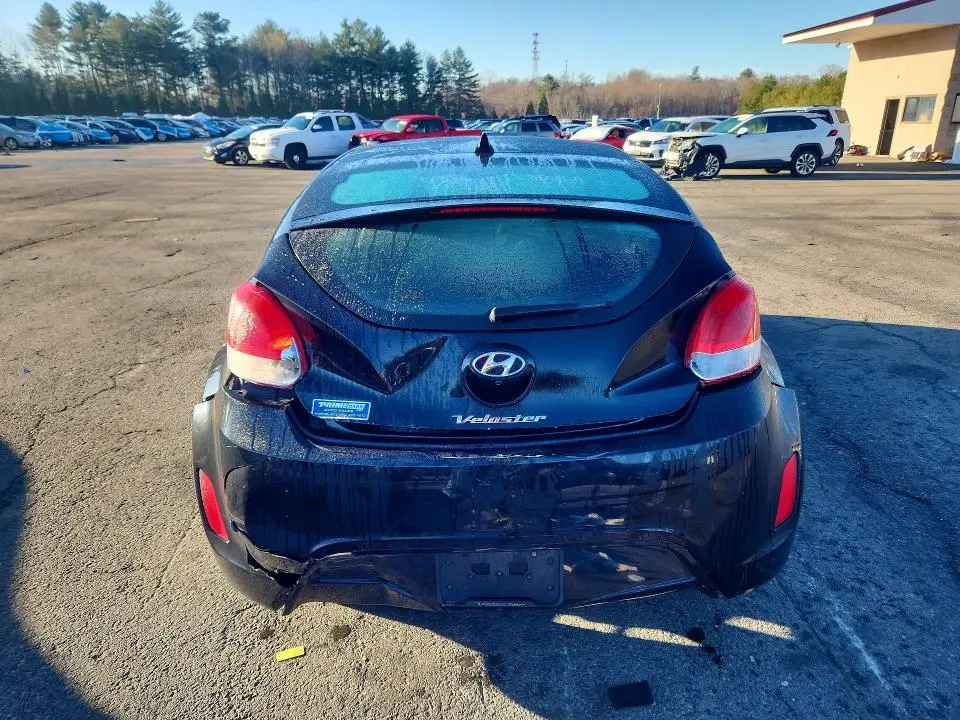 2017 HYUNDAI VELOSTER VALUE EDITION  