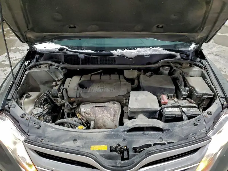 2014 TOYOTA VENZA LE  