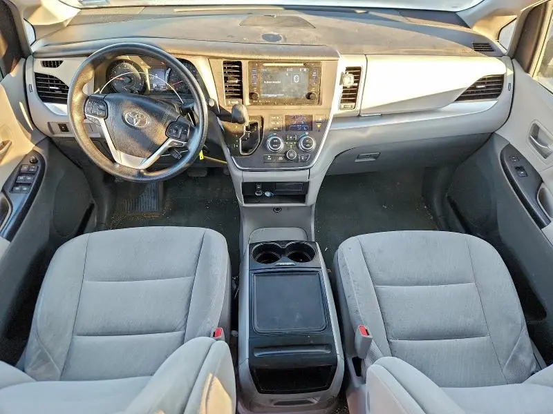 2016 TOYOTA SIENNA LE 8-PASSENGER  