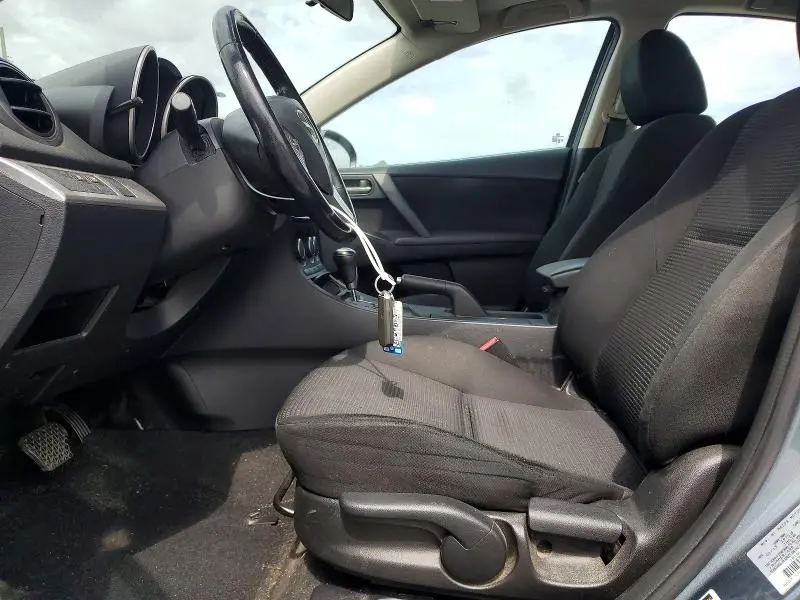 2013 MAZDA 3 I  