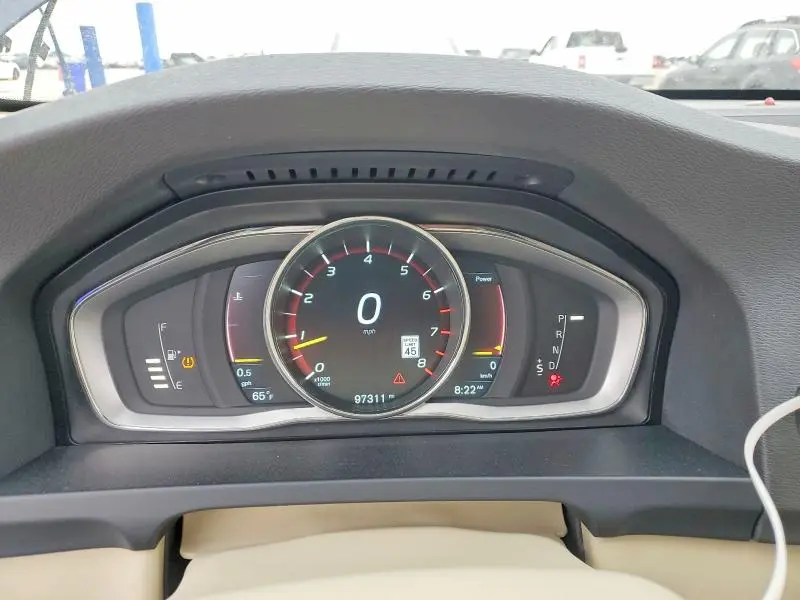 2015 VOLVO S60 PLATINUM  