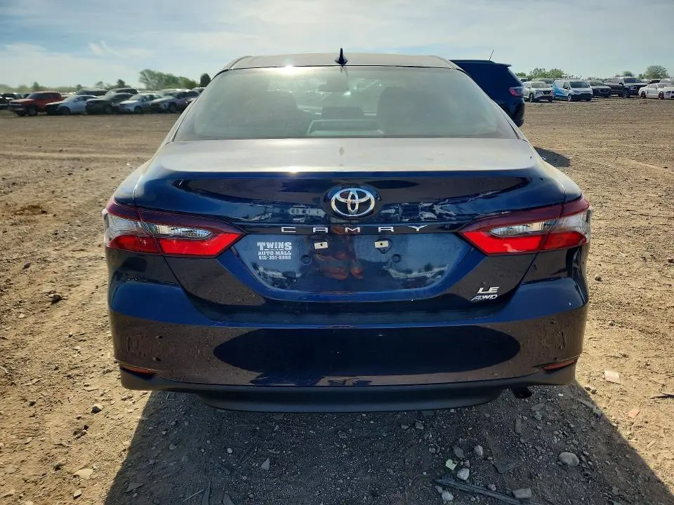 2022 TOYOTA CAMRY LE  