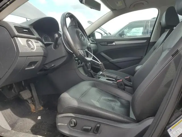 2014 VOLKSWAGEN PASSAT SE  