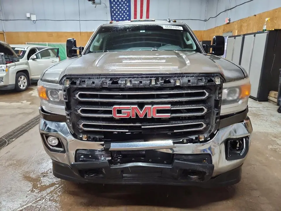 2015 GMC SIERRA K2500 SLE  