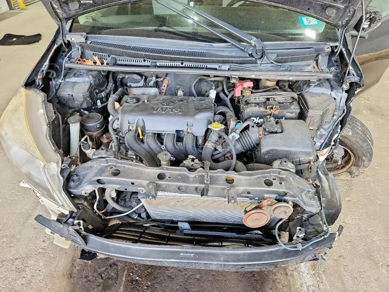 2012 TOYOTA YARIS 5-DOOR LE  