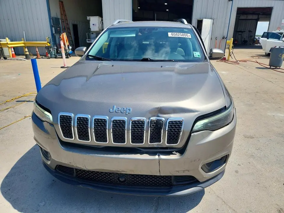 2021 JEEP CHEROKEE LATITUDE PLUS  