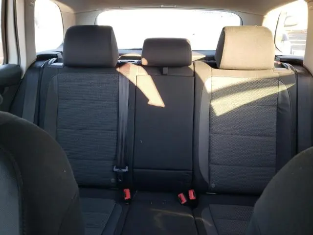 2011 VOLKSWAGEN JETTA S  