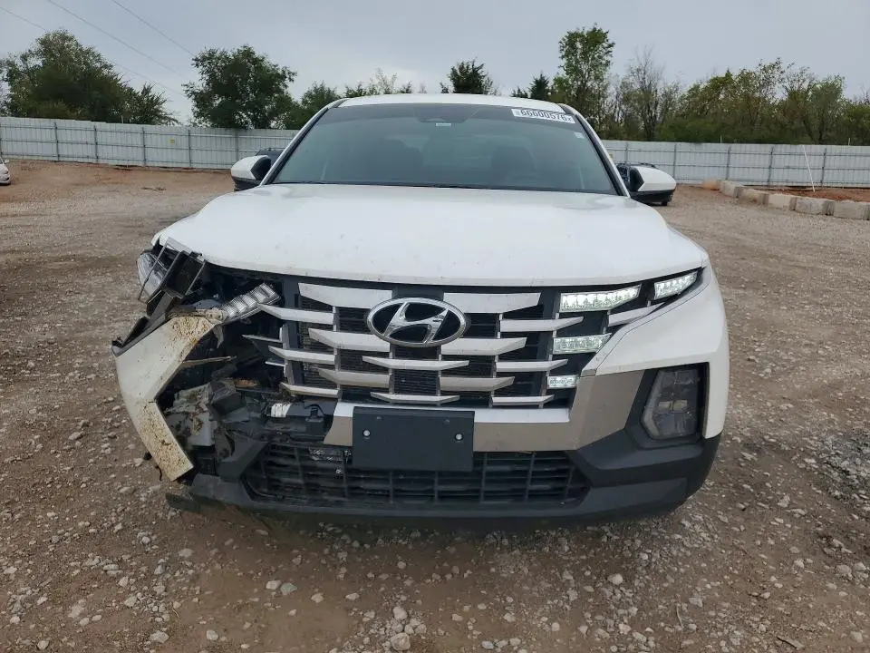 2024 HYUNDAI SANTA CRUZ SE  