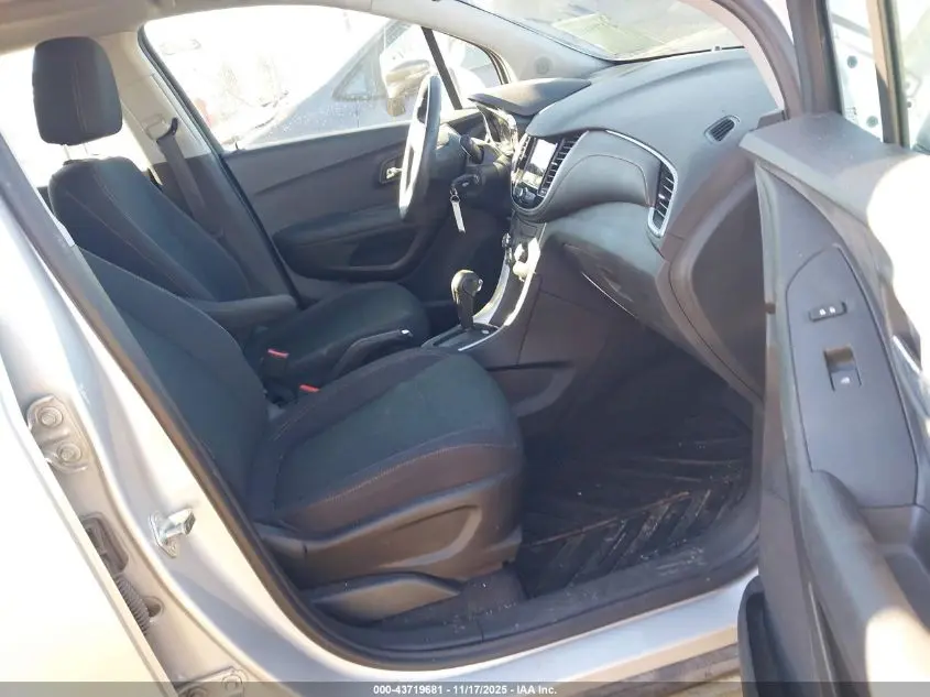 2019 CHEVROLET TRAX LS