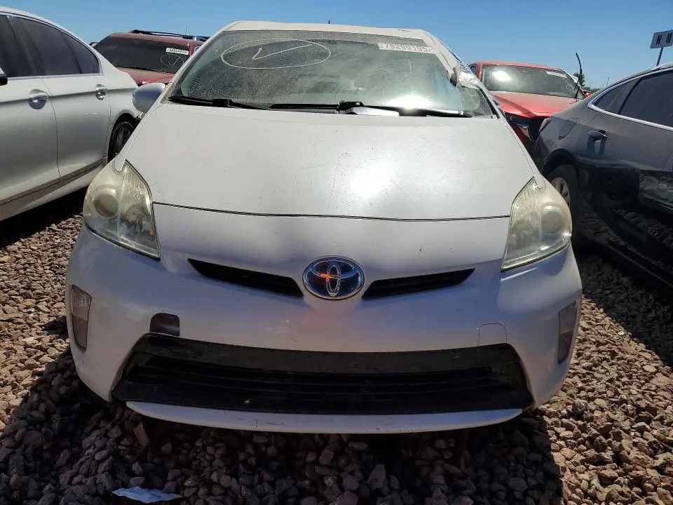 2013 TOYOTA PRIUS V THREE  