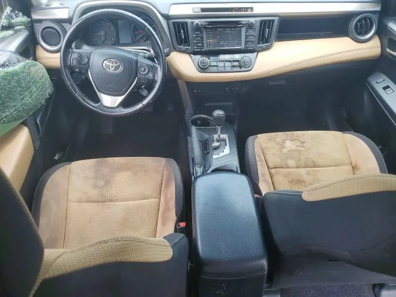 2017 TOYOTA RAV4 XLE  