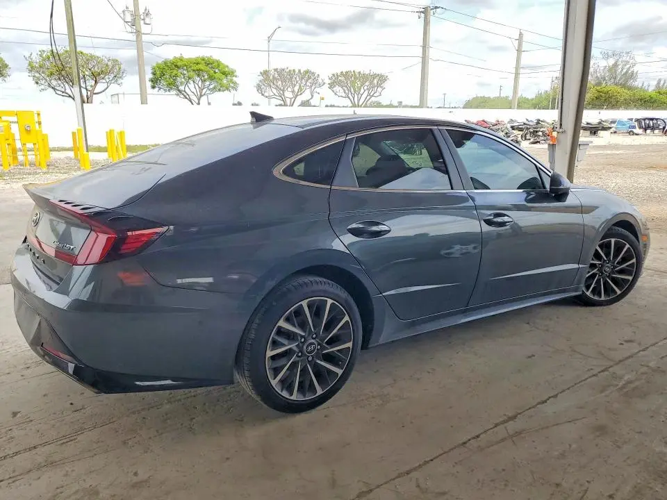2022 HYUNDAI SONATA LIMITED  