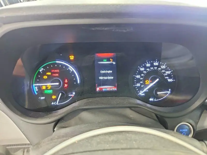 2022 TOYOTA SIENNA LE  
