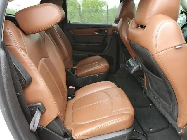 2016 CHEVROLET TRAVERSE LT  