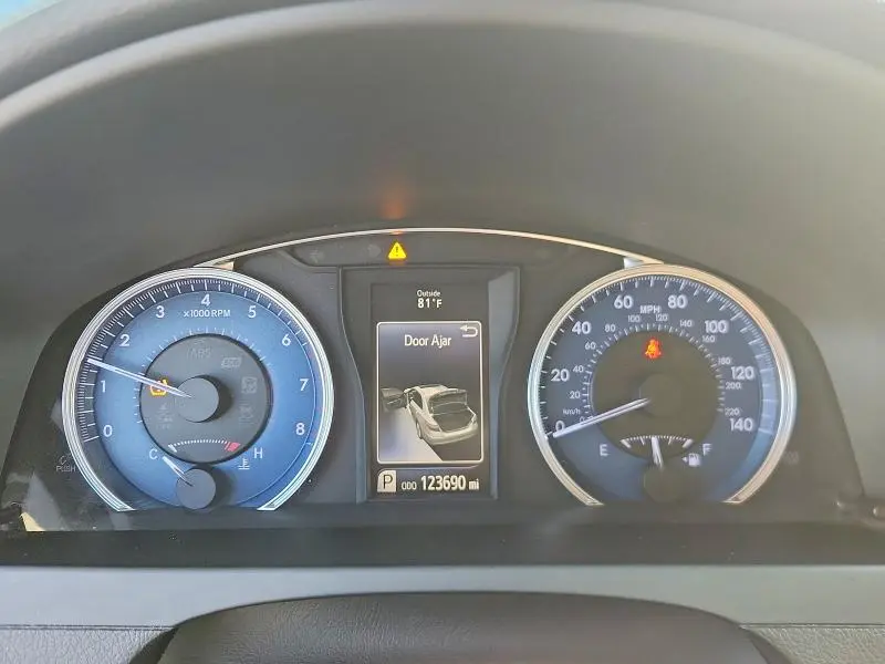 2017 TOYOTA CAMRY LE  