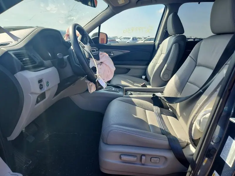 2022 HONDA PILOT SE  